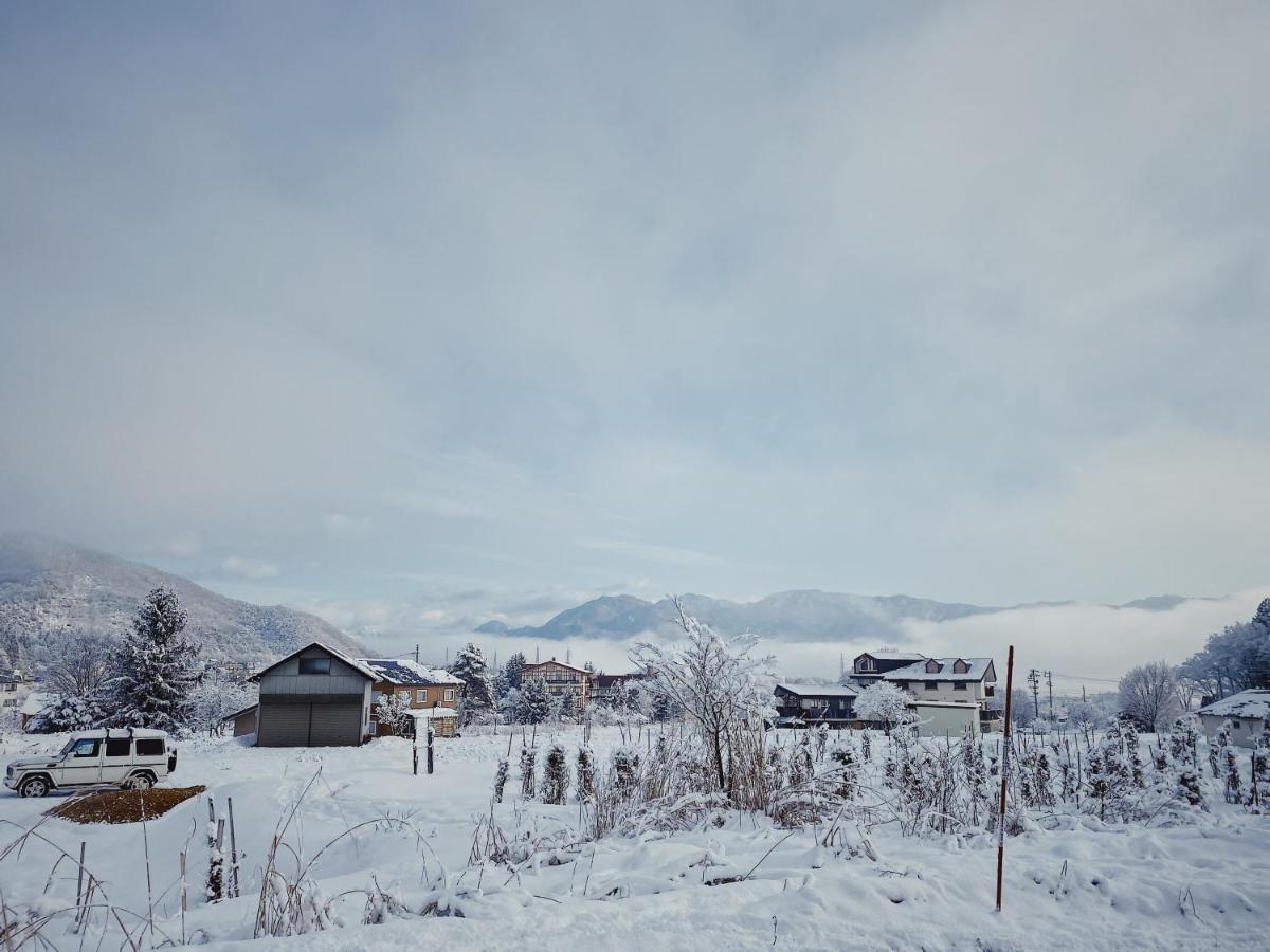 Apricot Pension Hakuba Exterior foto